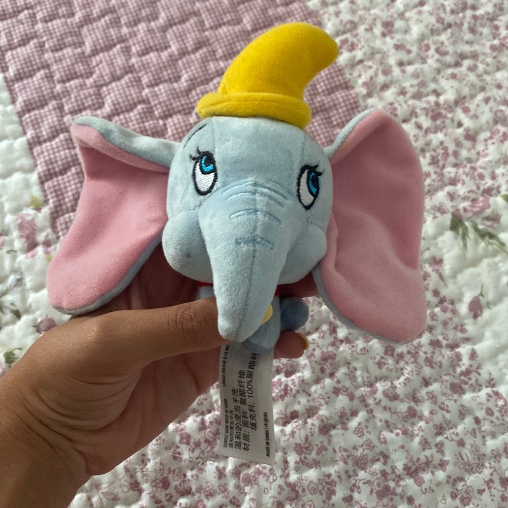 Dumbo key chain